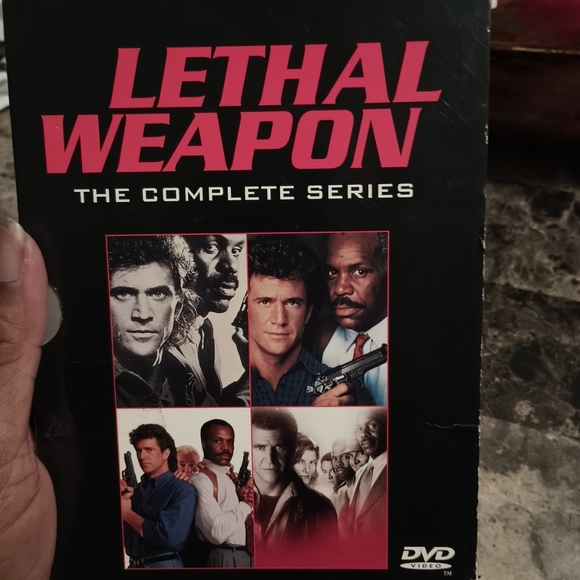 LETHAL WEAPON Complete Series 4-Disc DVD Box Set Collection Snapcase Covers - Picture 1 of 4